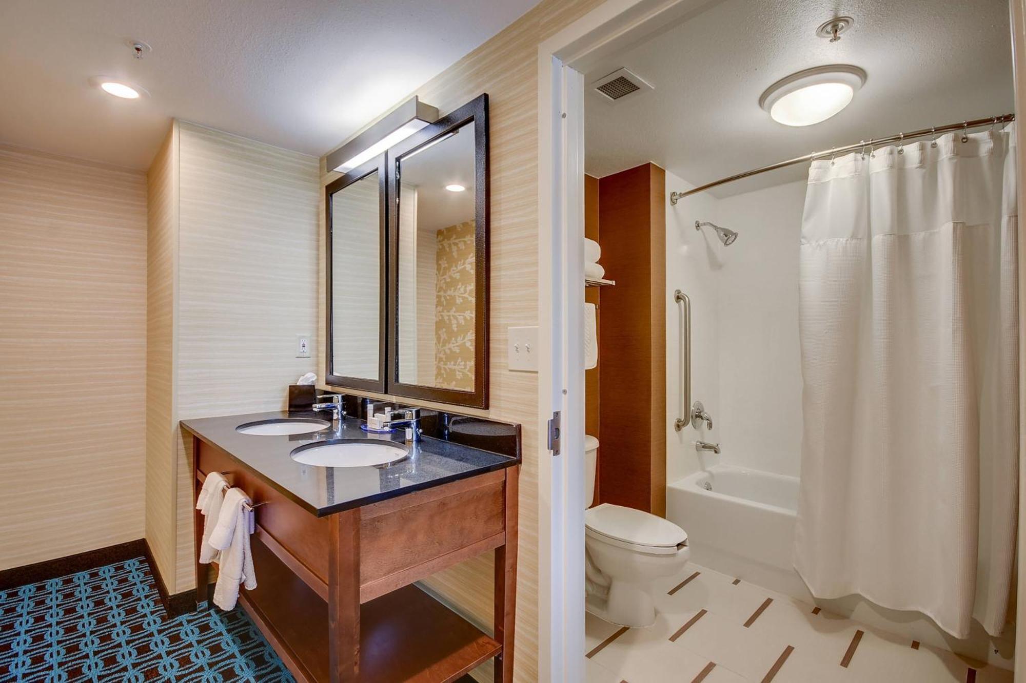 Fairfield Inn Boston Tewksbury/Andover Exterior foto